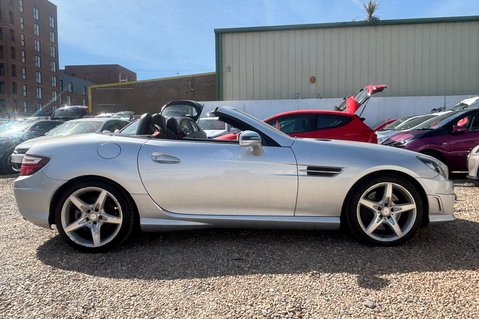 Mercedes-Benz SLK SLK250 BLUEEFFICIENCY AMG SPORT ED125..11 SERVICES..LAST OWNER 9 YEARS.. 4