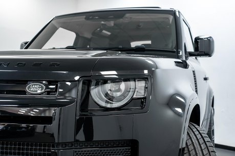 Land Rover Defender 3.0 D250 MHEV X-Dynamic HSE SUV 3dr Diesel Auto 4WD Euro 6 (s/s) (250 ps) 23