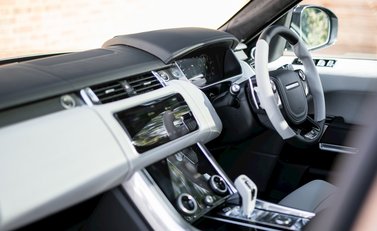 Land Rover Range Rover Sport 5.0 SVR 17