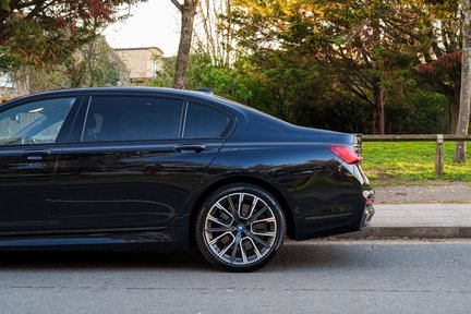 BMW 7 Series 745LE XDRIVE M SPORT PHEV 12