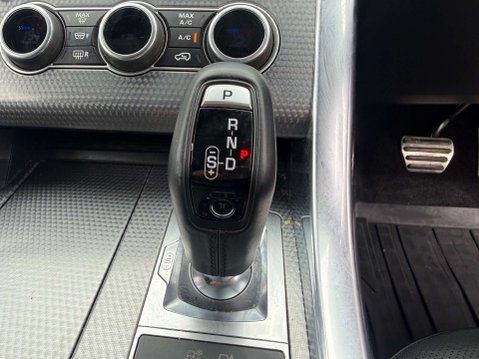 Land Rover Range Rover Sport 3.0 Range Rover Sport Autobiography Dynamic SDV6 Auto 4WD 5dr 43