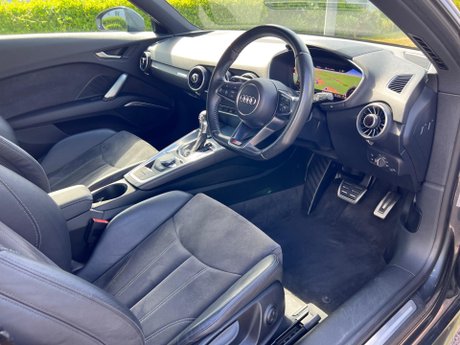 Audi TT 2.0 TFSI S line S Tronic quattro Euro 6 (s/s) 3dr 76