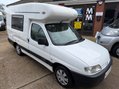 Romahome Duo OUTLOOK R20 HI MODEL 2 BERTH CAMPER VAN 22