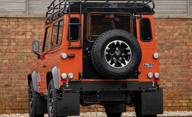 Land Rover Defender 90 Adventure Edition 3