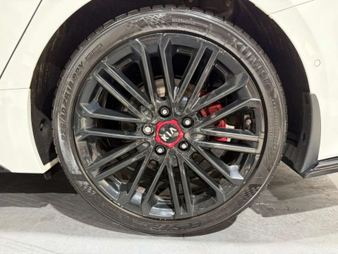 Kia Pro Ceed 1.6 ProCeed GT ISG Semi-Auto 5dr 33