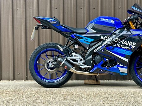 Yamaha R125 (YZF 125-A)