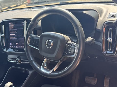 Volvo XC40 Recharge 69kWh Ultimate SUV 5dr Electric Auto (231 ps) 13
