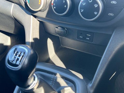 Hyundai i10 GO SE 28