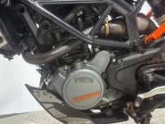 KTM Duke 2017 19K SPARES OR REPAIR PROJECT NAKED SUPERMOTO BIKE 125CC 25