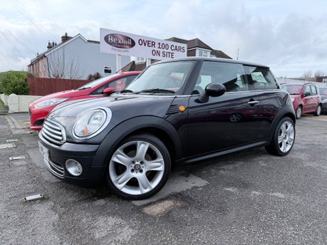 Mini Hatch 1.4 ONE