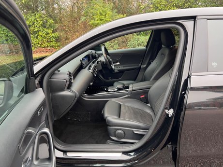 Mercedes-Benz A Class 1.3 A180 Sport (Executive) 7G-DCT Euro 6 (s/s) 5dr 23