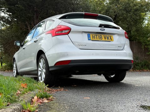 Ford Focus TITANIUM WITH NAV 18