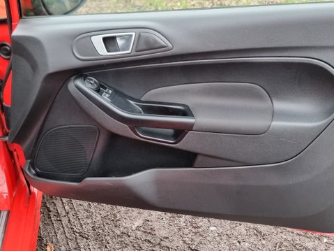 Ford Fiesta ST-LINE 26