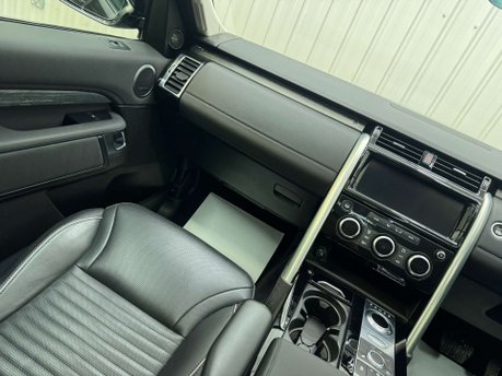 Land Rover Discovery 3.0 Discovery HSE SDV6 Auto 4WD 5dr 48