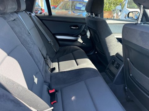 BMW 3 Series 2.0 318d M Sport Touring Steptronic Euro 5 5dr 27