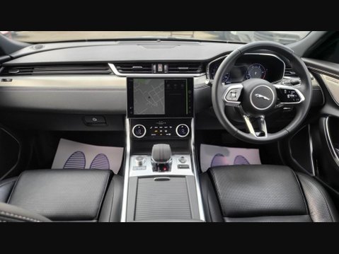 Jaguar XF R-DYNAMIC S 11
