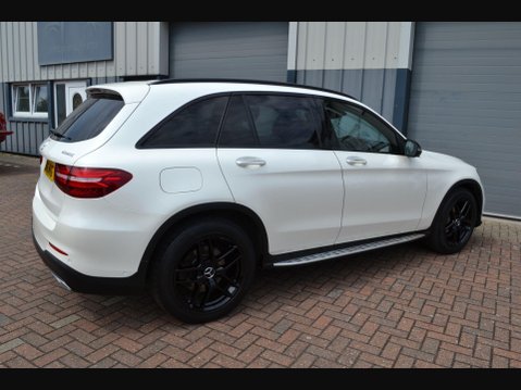 Mercedes-Benz GLC 2.1 GLC250d AMG Line (Premium Plus) G-Tronic 4MATIC Euro 6 (s/s) 5dr 29