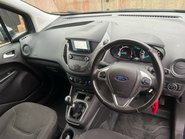 Ford Transit Courier LIMITED 10