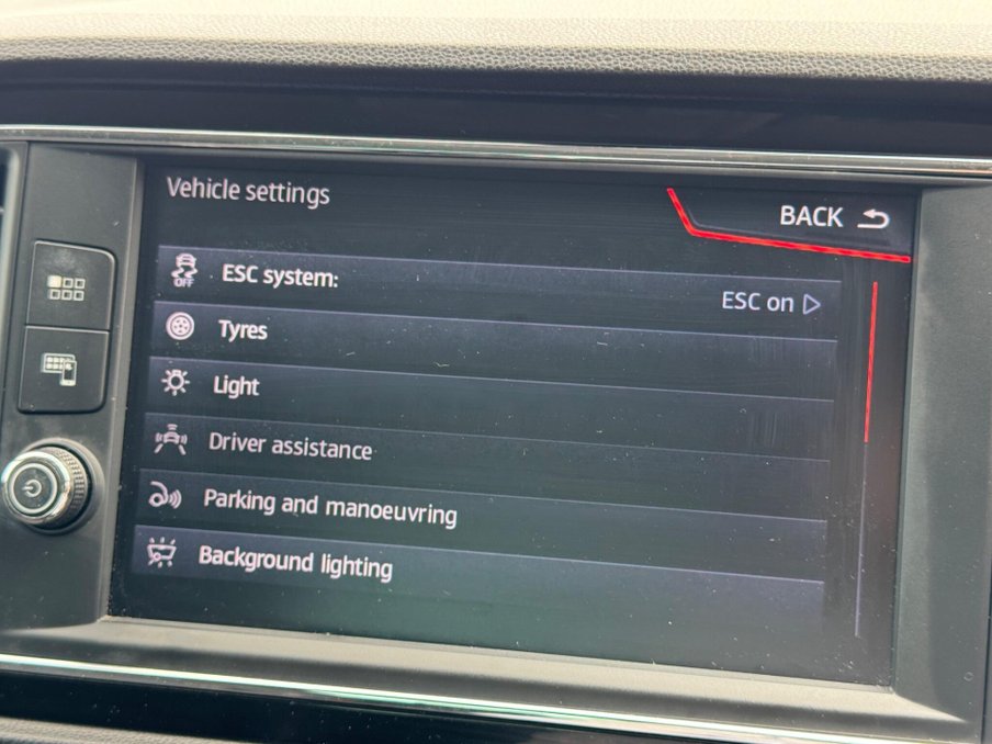 2019 SEAT Leon — image 24