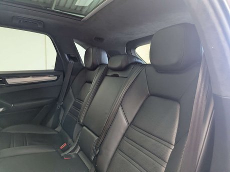 Porsche Cayenne 4.0 Cayenne T S E-Hybrid Auto 4WD 5dr 50