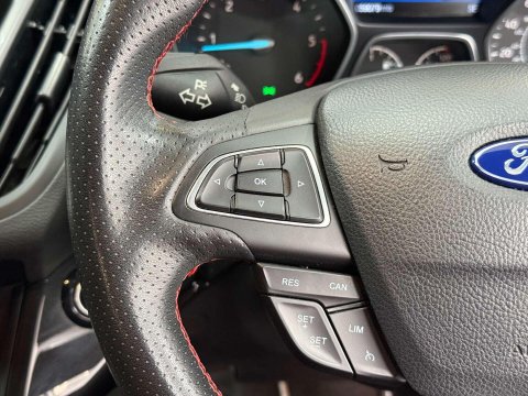 Ford Kuga 1.5 TDCi EcoBlue ST-Line Edition SUV 5dr Diesel Manual Euro 6 (s/s) (120 ps 32