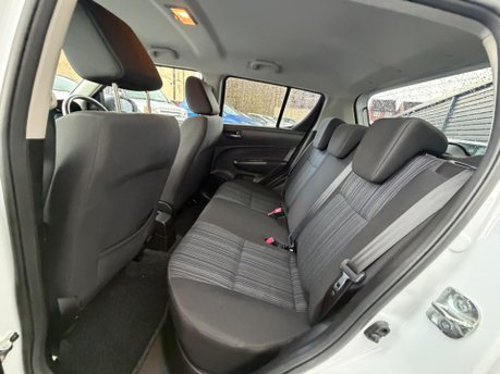 Suzuki Swift SZ4 DUALJET 11