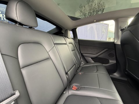 Tesla Model Y (Dual Motor) Long Range SUV 5dr Electric Auto 4WDE (384 bhp) 27
