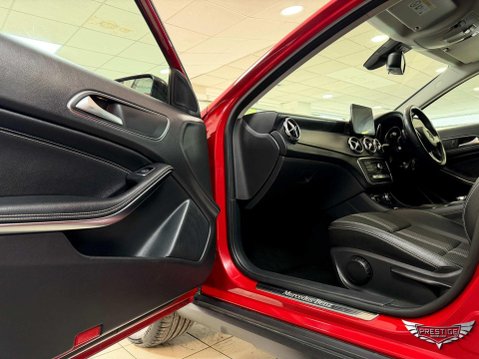 Mercedes-Benz GLA 1.6 GLA180 Urban Edition 7G-DCT Euro 6 (s/s) 5dr 49