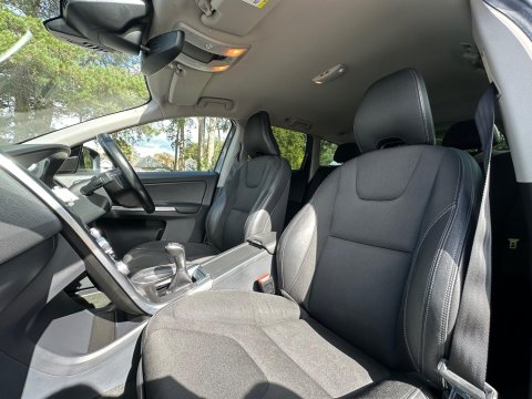 Volvo XC60 2.0 D4 SE Nav Euro 6 (s/s) 5dr 4