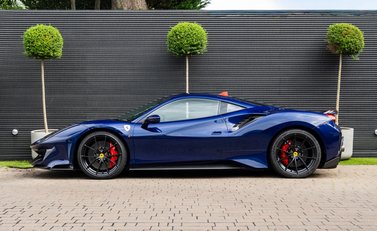 Ferrari 488 Pista 3