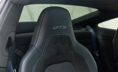 Porsche 911 Carrera GTS (992.2) 15