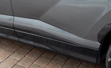 Lamborghini Urus 30