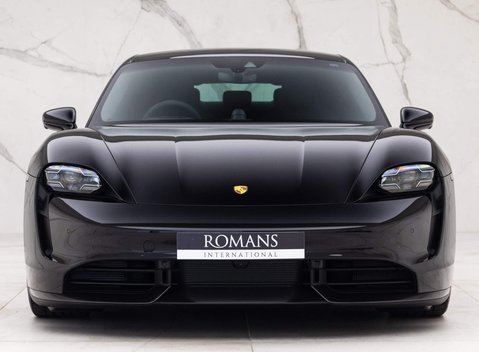 Porsche Taycan TURBO S 93KWH 24