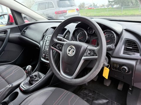 Vauxhall Astra 1.6 ACTIVE 9