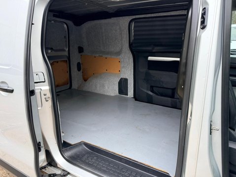 Peugeot Expert 1.6 BlueHDi 1000 Professional Standard Panel Van 6dr Diesel Manual MWB Euro 11