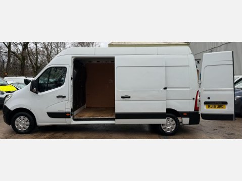 Renault Master 2.3 dCi ENERGY 35 Business Panel Van 5dr Diesel Manual FWD LWB High Roof Eu 18