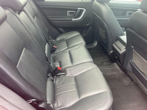 Land Rover Discovery Sport 2.0 TD4 HSE Black Auto 4WD Euro 6 (s/s) 5dr 19