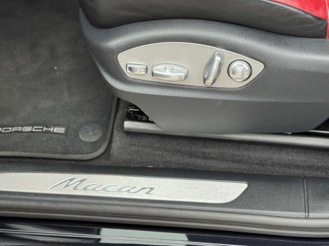 Porsche Macan 2.0T SUV 5dr Petrol PDK 4WD (s/s) (252 ps) 77
