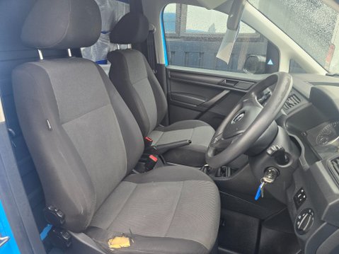 Volkswagen Caddy Maxi C20 TDI STARTLINE 8