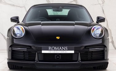 Porsche 911 Turbo (992) 4