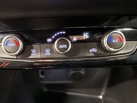 Vauxhall Corsa SRI NAV PREMIUM 23