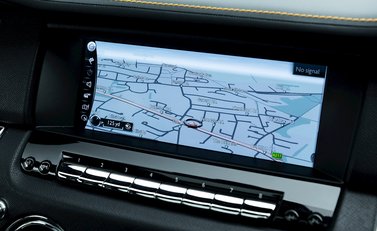 Rolls-Royce Cullinan 18