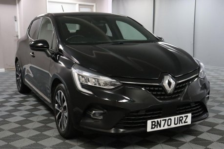 Renault Clio ICONIC TCE BOSE 30