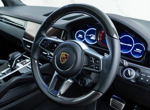 Porsche Cayenne GTS 16