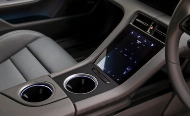 Porsche Taycan Turbo Cross Turismo 22