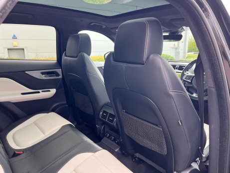 Jaguar F-Pace 2.0 D180 R-Sport Auto AWD Euro 6 (s/s) 5dr 31