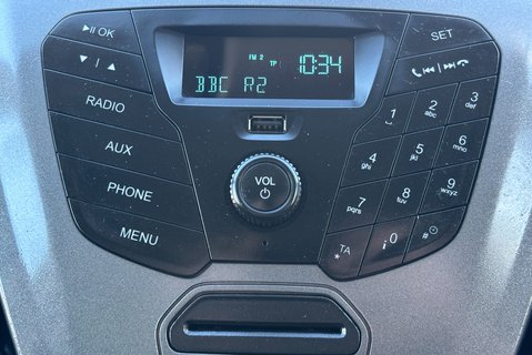 Ford Transit 350 Srw 170 ps Luton with Tail Lift - Air Con 23