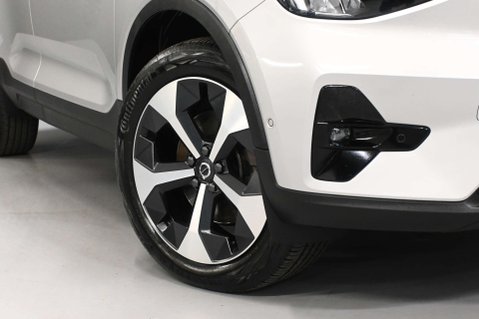 Volvo XC40 2.0 XC40 + B4 MHEV AWD Auto 5dr 51