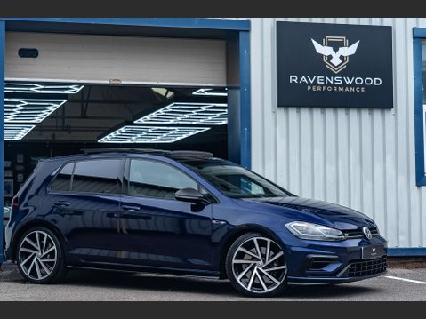 Volkswagen Golf 2.0 Golf R TSi 4Motion Semi-Auto 4WD 5dr 1