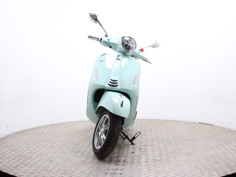 Piaggio Vespa GTS VESPA GTS 125 10